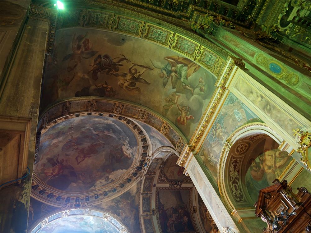 Milano - Affreschi e decorazioni nella Chiesa di Sant Alessandro in Zebedia